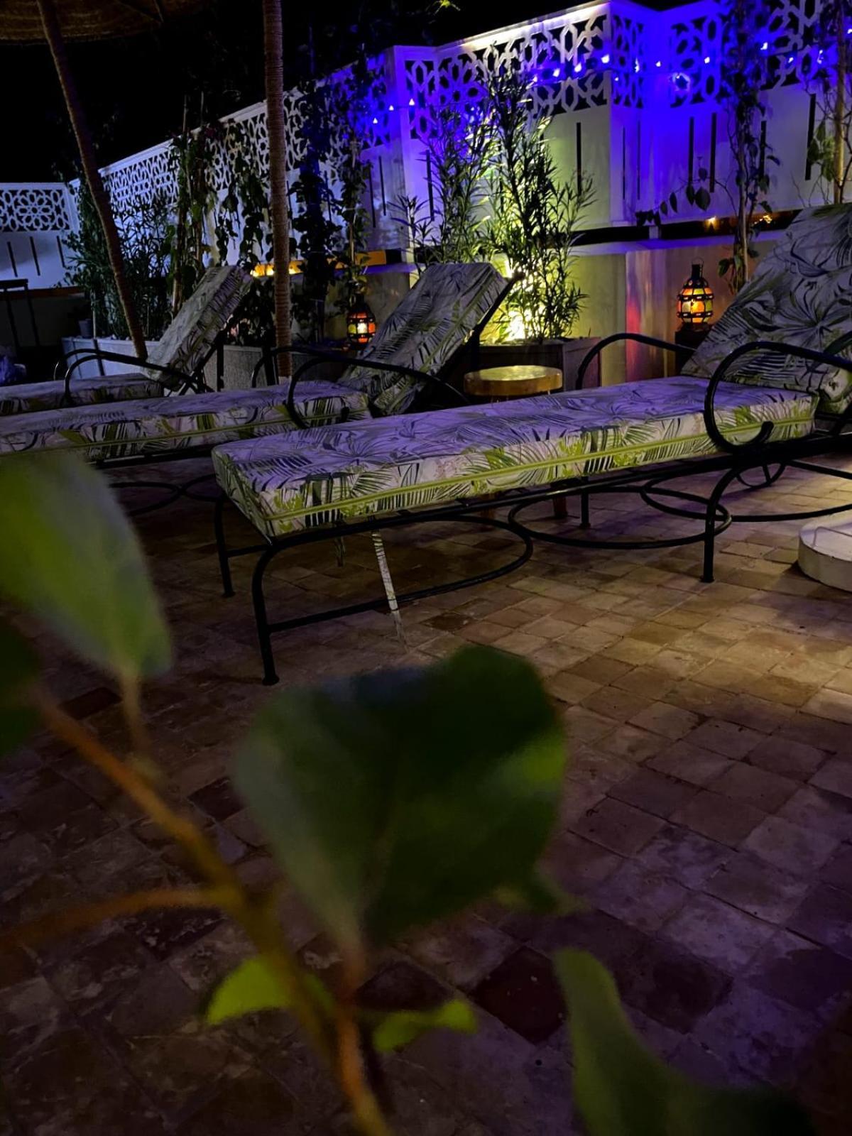 & Sous Le Soleil Chez Jerome Et Pamela Africaine Accommodatie bij particulieren *